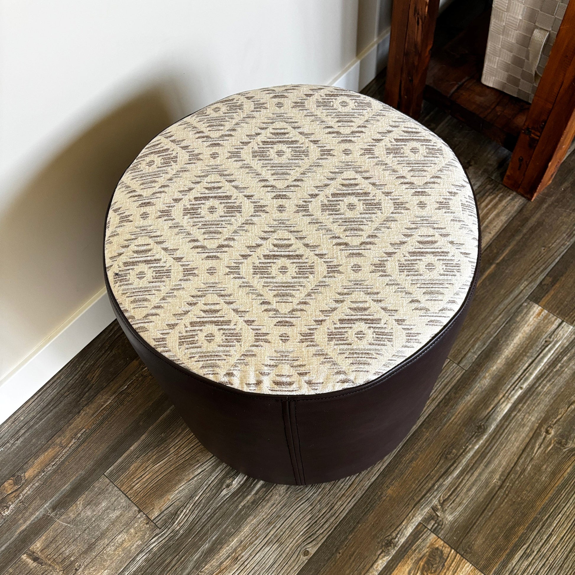 Faux Leather & Aztec Print Round Ottoman – 19" x 17.25" – Made in Canada