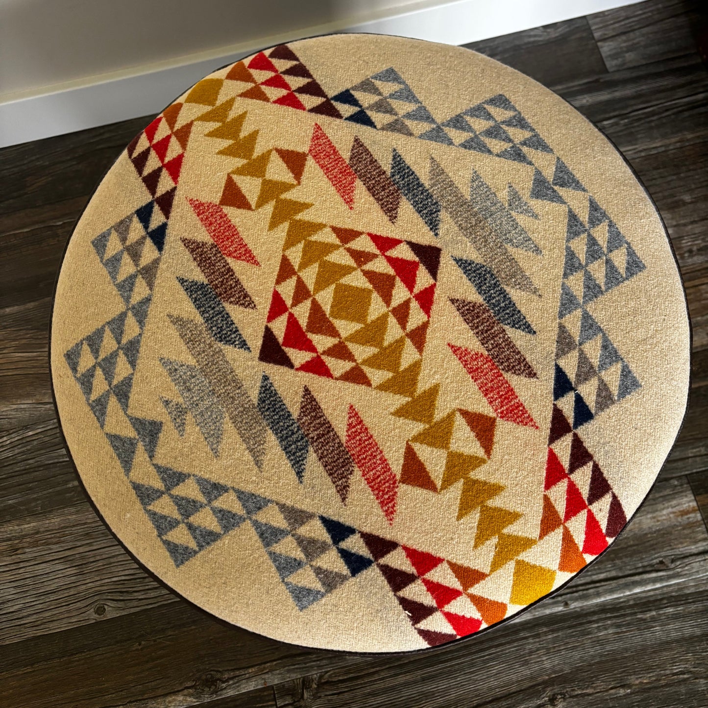Handmade Pendleton Smith Rock Ottoman with Faux Leather Sides and Dark Wood Legs – Alberta-Made top